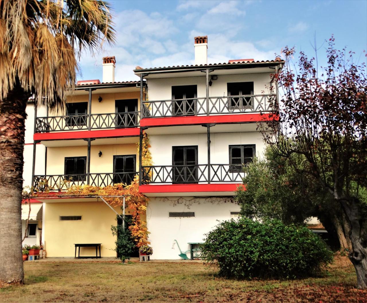 Apartments Karpetis A Green Paradise Psakoudia Exterior photo